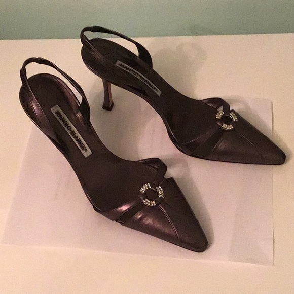 Manolo Blahnik Slingbacks Pewter colored - Picture 1 of 4